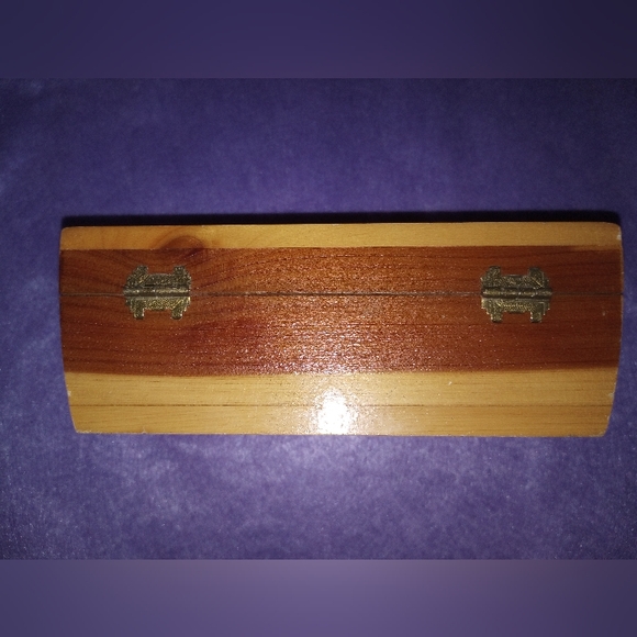 Cedar trinket box - Picture 3 of 3